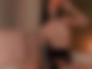 SuzuSummer's Live Sex Cam Show
