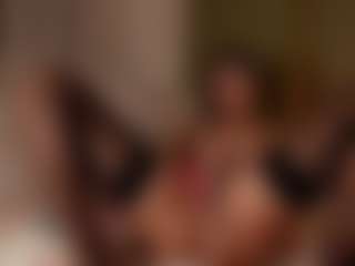 SuzuSummer's Live Sex Cam Show