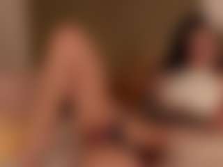 SuzuSummer's Live Sex Cam Show