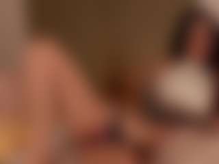 SuzuSummer's Live Sex Cam Show