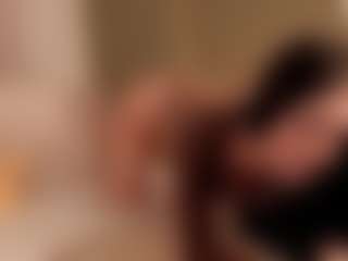 SuzuSummer's Live Sex Cam Show