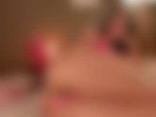 SuzuSummer's Live Sex Cam Show