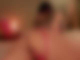SuzuSummer's Live Sex Cam Show
