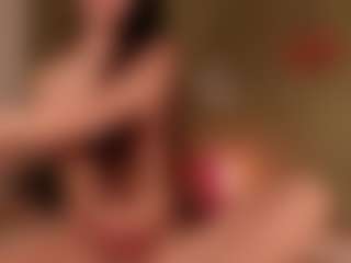 SuzuSummer's Live Sex Cam Show