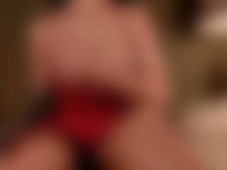 SuzuSummer's Live Sex Cam Show