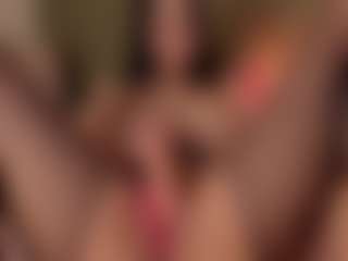 SuzuSummer's Live Sex Cam Show