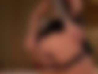 SuzuSummer's Live Sex Cam Show