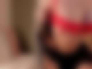 SuzuSummer's Live Sex Cam Show