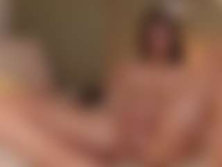 SuzuSummer's Live Sex Cam Show