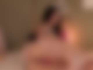 SuzuSummer's Live Sex Cam Show
