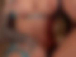 SuzuSummer's Live Sex Cam Show