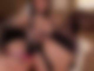 SuzuSummer's Live Sex Cam Show
