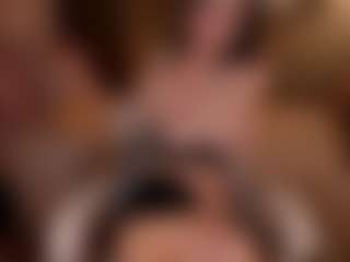 SuzuSummer's Live Sex Cam Show