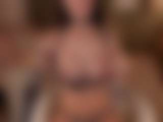 SuzuSummer's Live Sex Cam Show