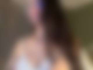 Live cam show with SuzuSummer - Strip Brown Hair on Camsoda