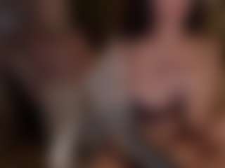 SuzuSummer's Live Sex Cam Show