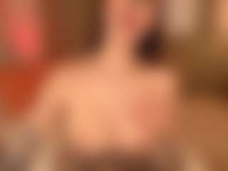 SuzuSummer's Live Sex Cam Show