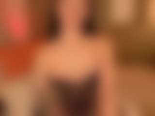 SuzuSummer's Live Sex Cam Show