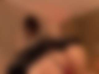 SuzuSummer's Live Sex Cam Show