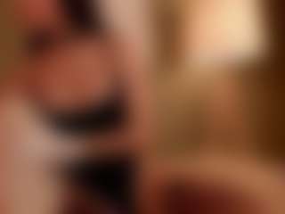 SuzuSummer's Live Sex Cam Show