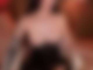 SuzuSummer's Live Sex Cam Show