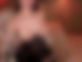 SuzuSummer's Live Sex Cam Show