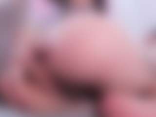 Live cam show with Hiyakasudere - Facial on Camsoda