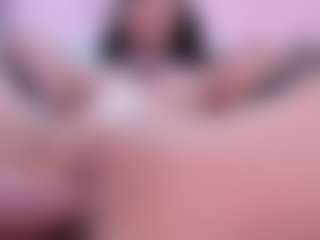 Live cam show with Hiyakasudere - Double Penetration on Camsoda