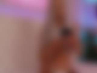 Live cam show with KarlaBart - Twerk on Camsoda