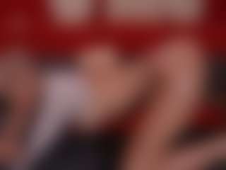 Live cam show with KarlaBart - BBW on TeamSkeetLive