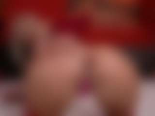 Live cam show with KarlaBart - BBW on xDating
