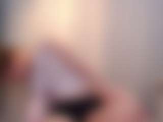 Live cam show with kellybbface - Vibe on Camiplay Live