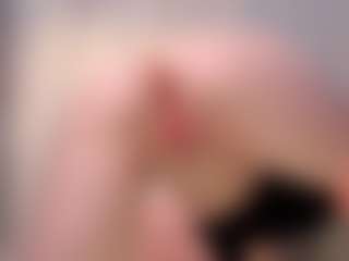 Live cam show with kellybbface - Young Adult on liverealitysex.com