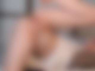 Live cam show with kellybbface - Young Adult on livesuperchat.net