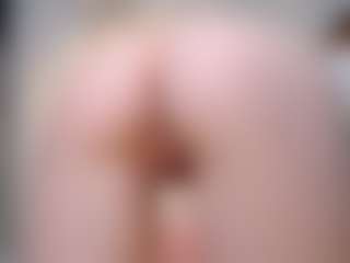 kellybbface's Live Sex Cam Show