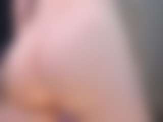 Live cam show with kellybbface - Lesbian on Soda Cam