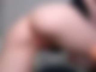 Live cam show with kellybbface - Fingering on Camsoda
