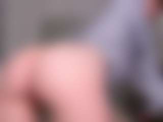 Live cam show with kellybbface - Lesbian on Camming Site