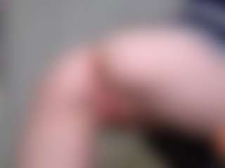Live cam show with kellybbface - Bikini on Mixed Magazine Live