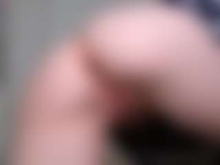 kellybbface's Live Sex Cam Show