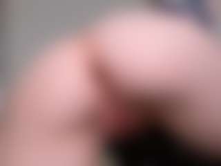 Live cam show with kellybbface - Fingering on TeamSkeetLive