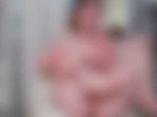 Live cam show with kellybbface - Natural on Streamer API