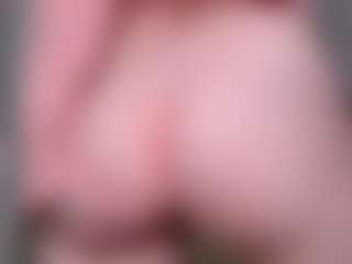 Live cam show with kellybbface - Cute on Milfs Live