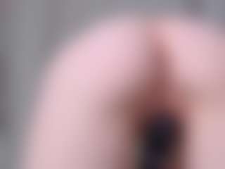 Live cam show with kellybbface - Blue Eyes on galaxygirlnitro.com