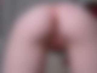 Live cam show with kellybbface - Blue Eyes on CamSextacy
