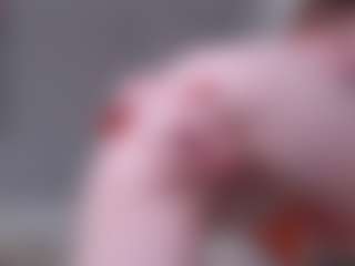 Live cam show with kellybbface - Skinny on camwithhim.com