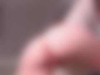 Live cam show with kellybbface - Lesbian on xblisslive.com