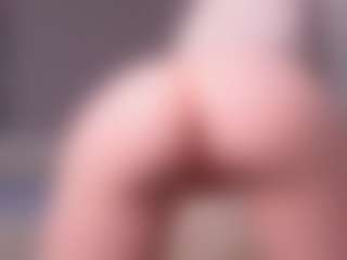 Live cam show with kellybbface - Red Hair Dildo on Camsoda