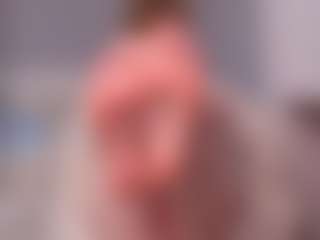 Live cam show with kellybbface - Normal on xblisslive.com