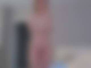 Live cam show with kellybbface - Red Hair Young Adult on Camsoda